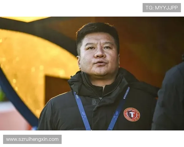 李金羽带领辽宁铁人两度夺冠成功晋级中超 48岁老帅成球队核心力量